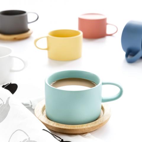 ceramic coffee mugs